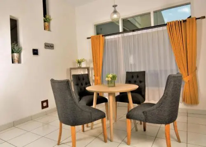 Dyah Suminar House