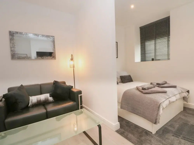 Apartment 24