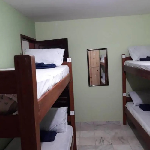 Hostel E Suites Rota Da 13