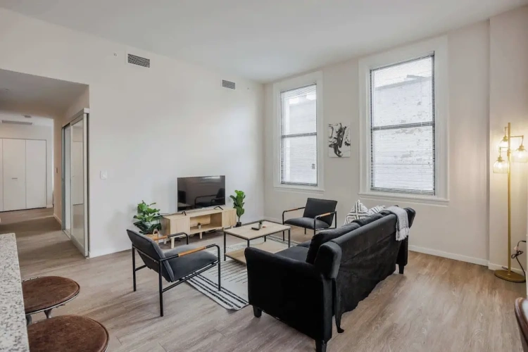 3 Bedrooms Deluxe Apartment