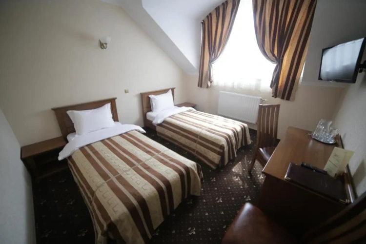 Economy Double room with view