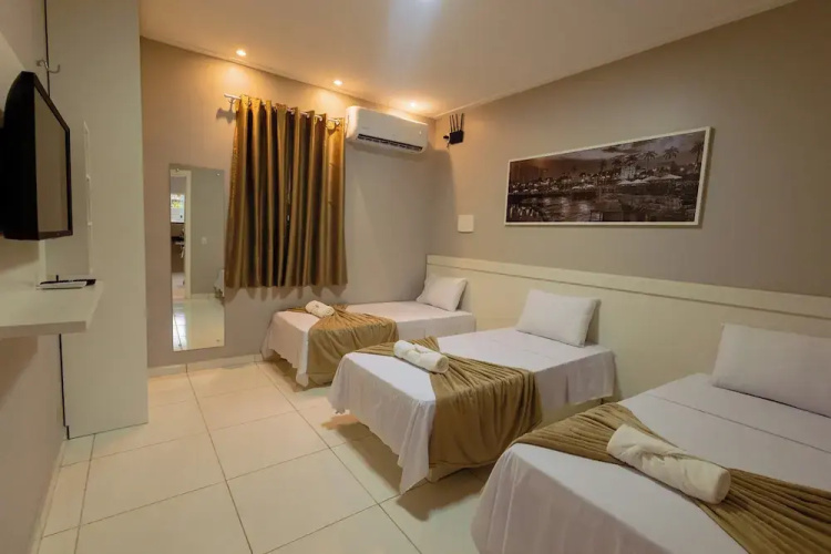 LOFT Bragança Suite Hotel