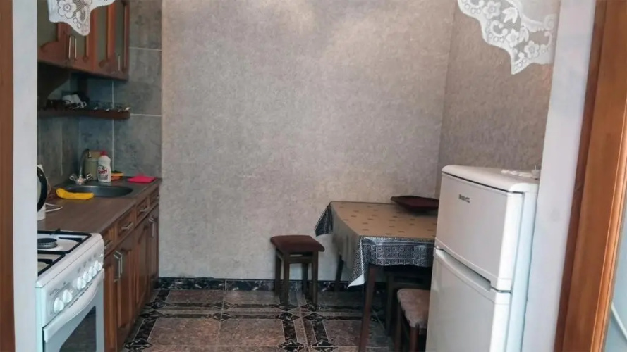 1 Room Flat - 100M From Coastline
