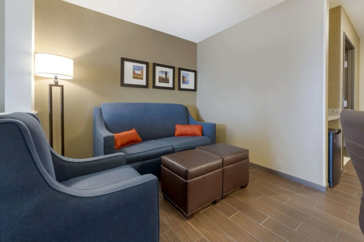 Quadruple Suite