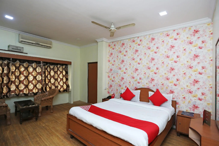 OYO 26808 Shree Ram Residency