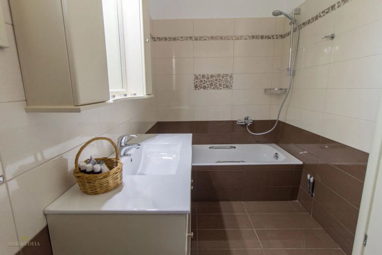 Iphimedeia Apartments & Suites