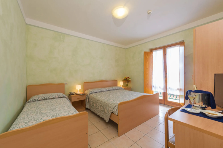 La Pace