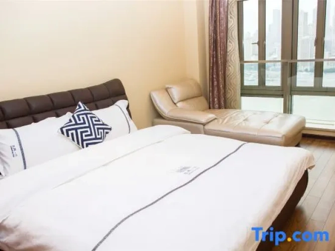 1 Bedroom Deluxe Suite with river view