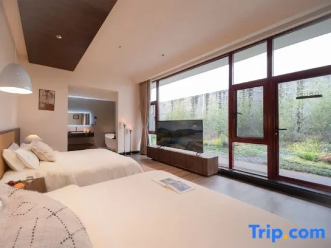 Luxury Twin room