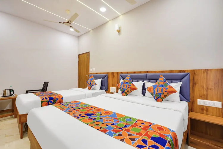 FabHotel Royal Grand