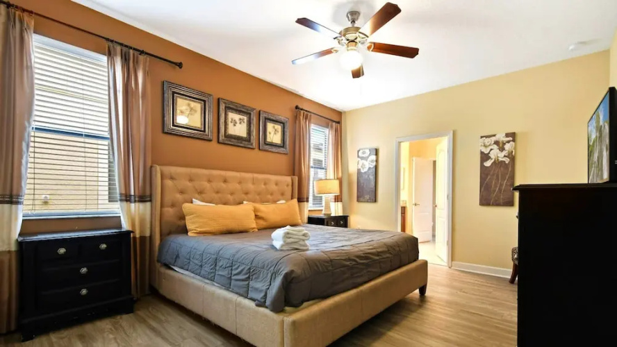 Spacious Getaway With Pool, Near Orlando Parks