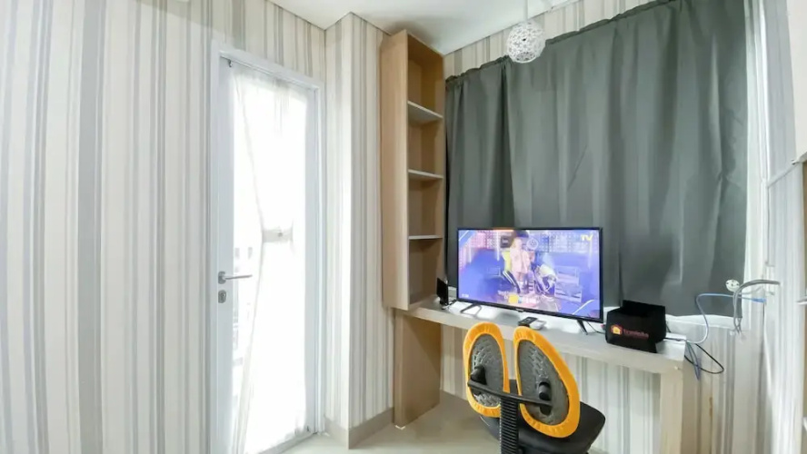 Spacious Studio Apartment B Residence