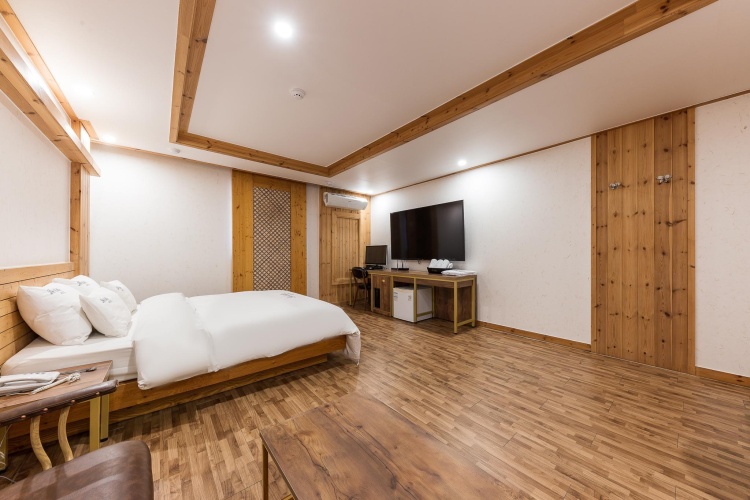 Premium Twin room
