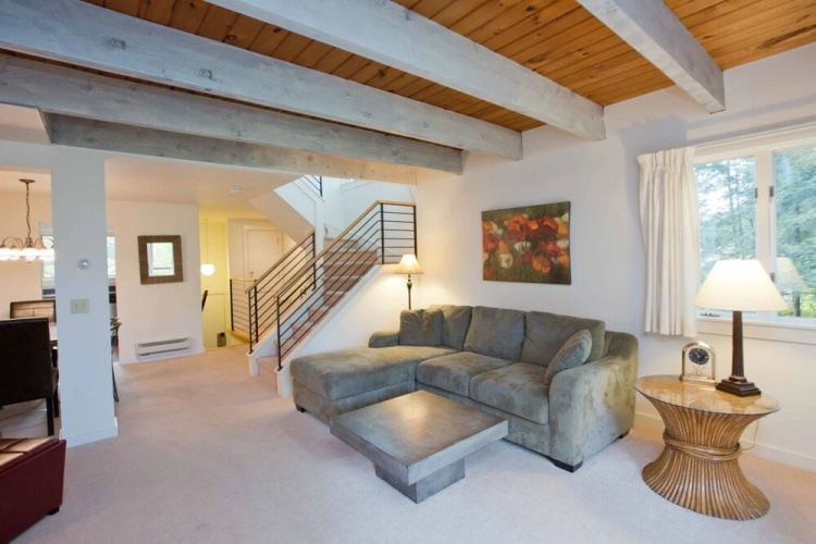 2BR Topnotch Condo