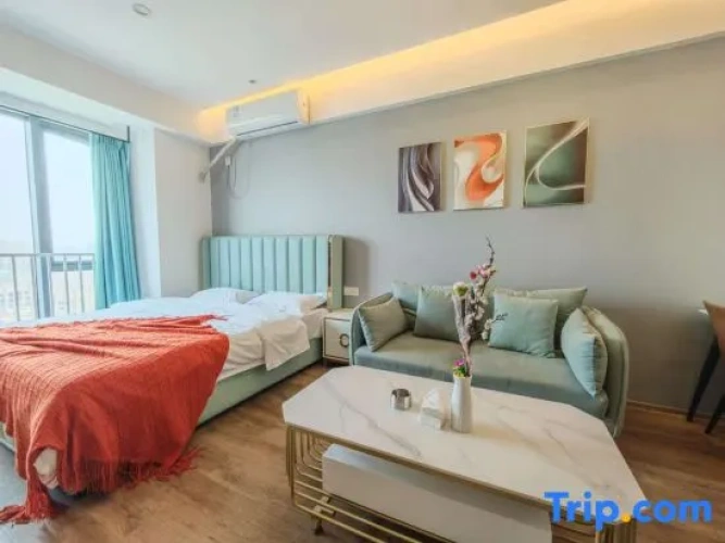 Standard room with city view