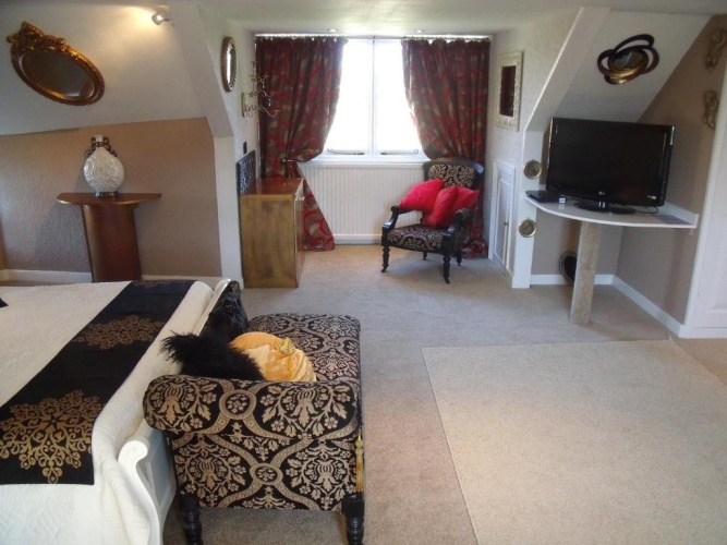 Deluxe Suite