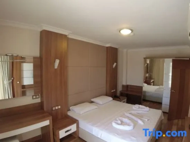 1 Bedroom Double Suite
