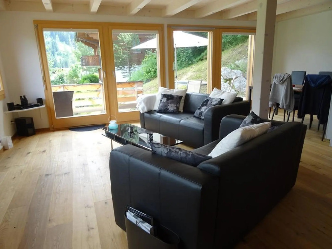 Poschenriedstrasse 22 - Three Bedroom