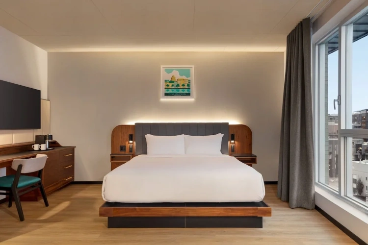 Double Suite