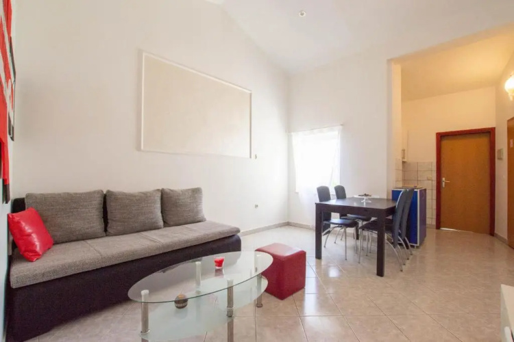 Cozy apartment with breakfast on request 1