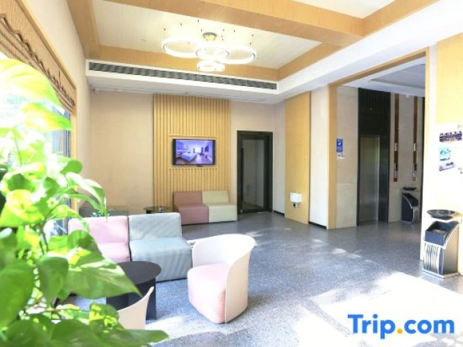 Elan Hotel