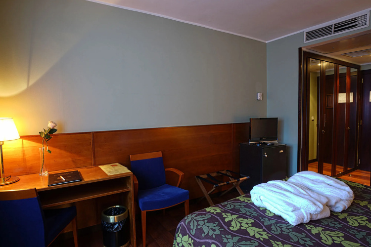 Hotel Zenit Diplomatic
