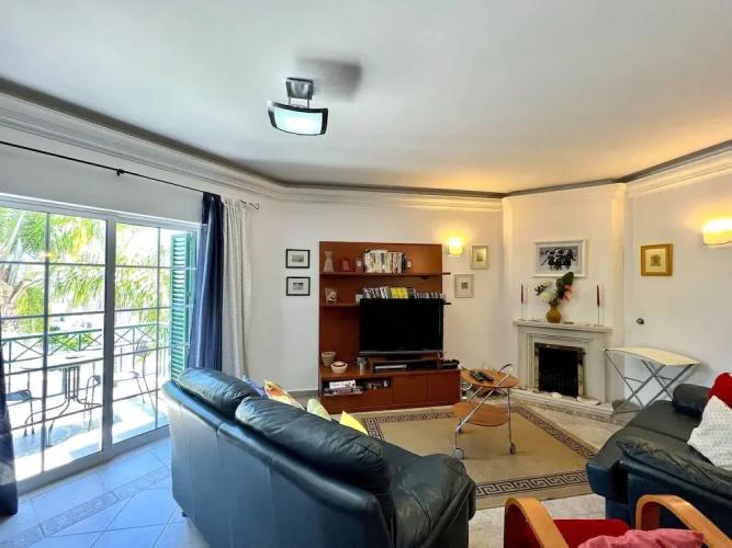 Tavira Palm Tree by Homing