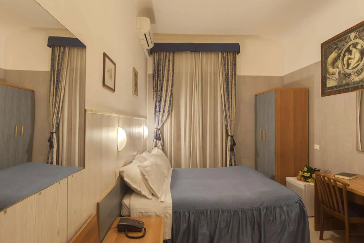 Hotel Camilla Guelfa