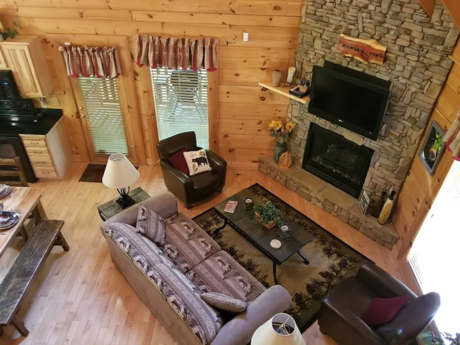 Mountain Fun - One Bedroom Cabin