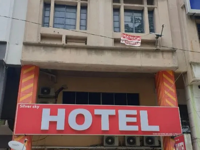Silver Sky Hotel