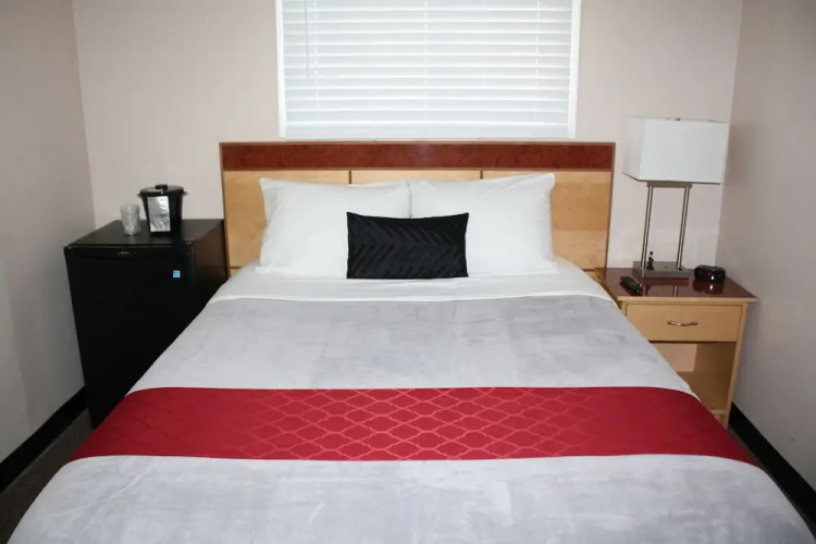 IACC Centers - Hotel Downtown Windsor