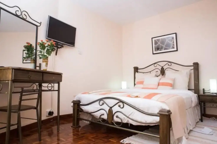 Adies Garden Suites