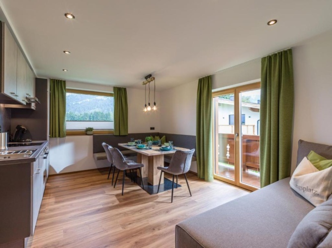 2 Bedrooms Apartment