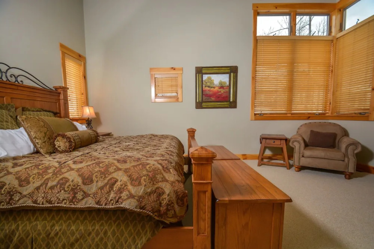 Kendall Camp 4 Bedroom Townhome