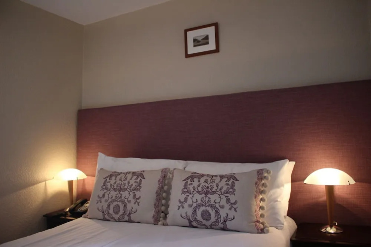 Loch Leven Hotel