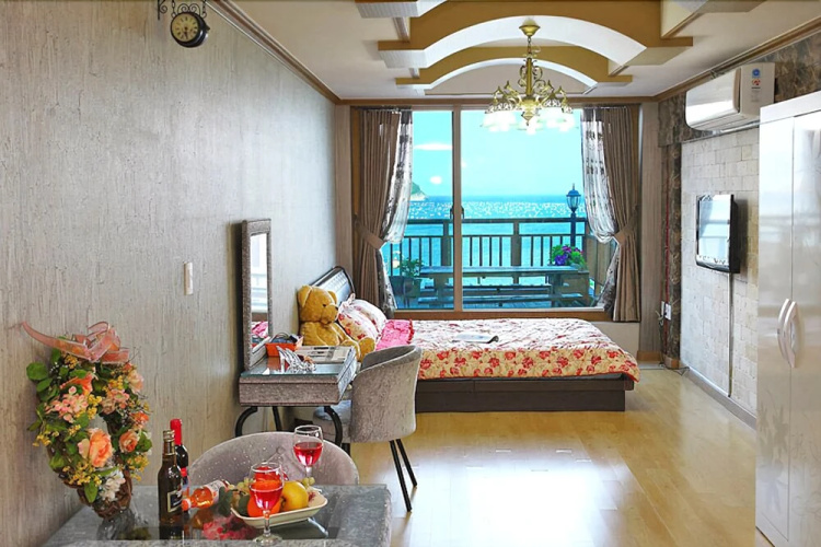 Yeosu Haeoreum Pension