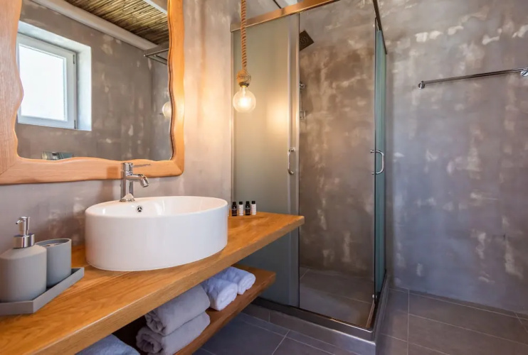 Milesian Suites