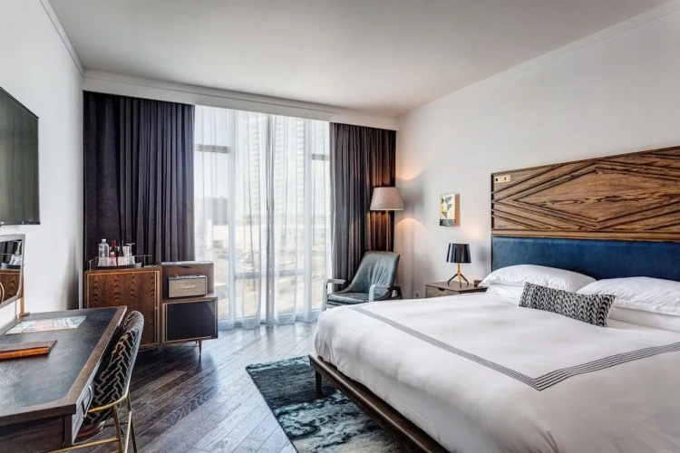 Thompson Suite
