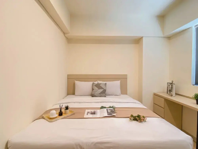 Warm Neutral 2Br At Meikarta Apartment