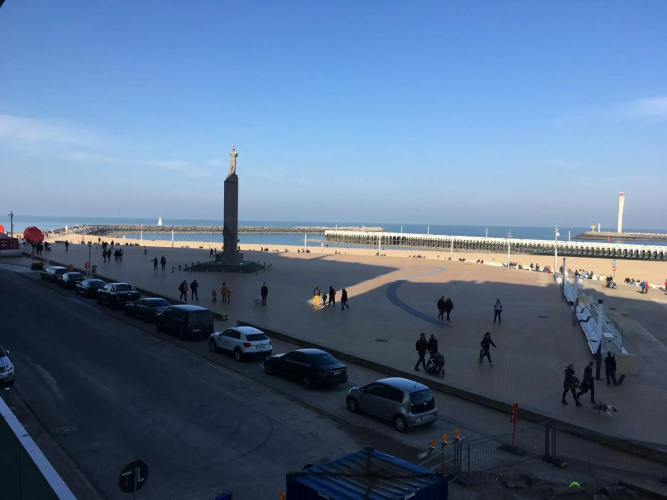 prachtige studio met havenzicht