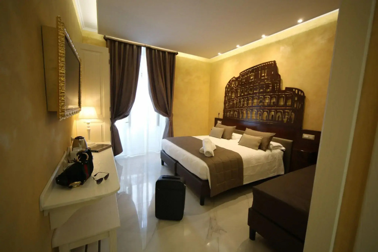 Maison Tritone