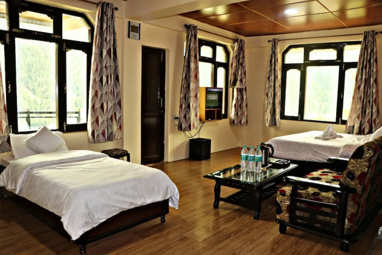 Hotel Prakash Regency Sangla