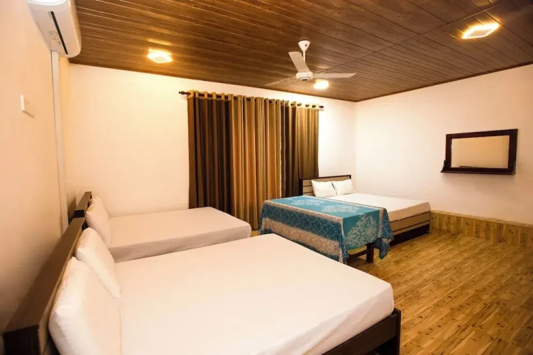 Deluxe Triple room