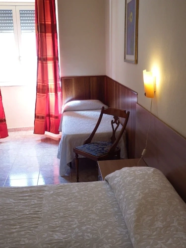 Standard Triple room with balcony