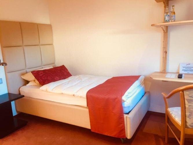 Standard Single room