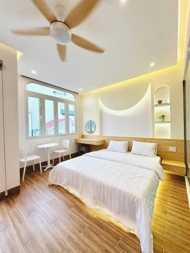 Deluxe Double room with balcony and with city view