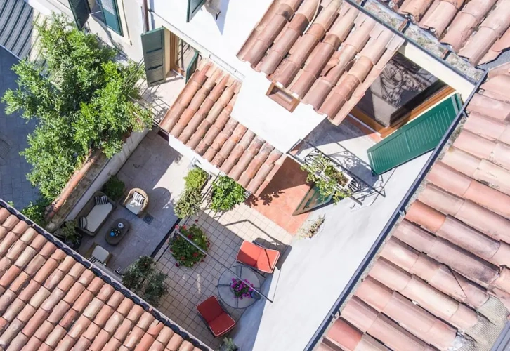 Deluxe Double room with balcony