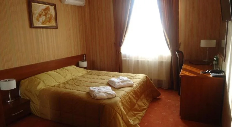 Tsargrad Hotel