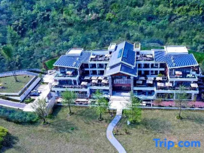 Youfeng Laiyi Hotel