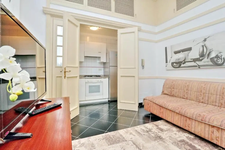 2 Bedrooms Apartment